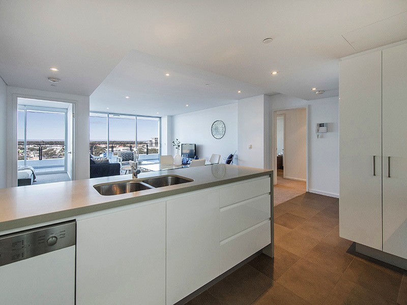 1103/3 Marco Polo Dr, Mandurah WA 6210