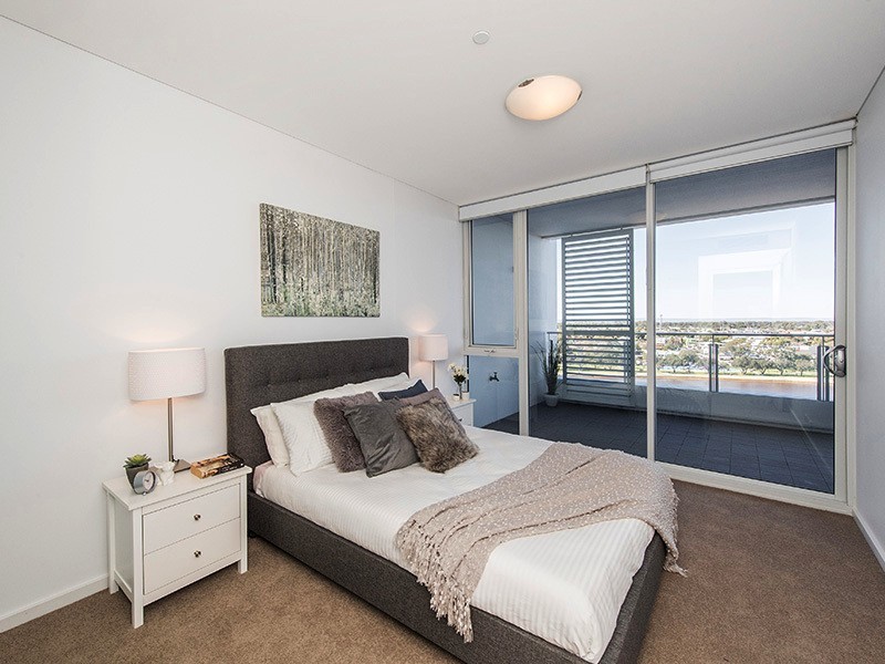 1103/3 Marco Polo Dr, Mandurah WA 6210