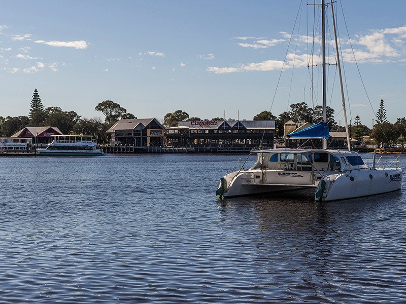 1103/3 Marco Polo Dr, Mandurah WA 6210