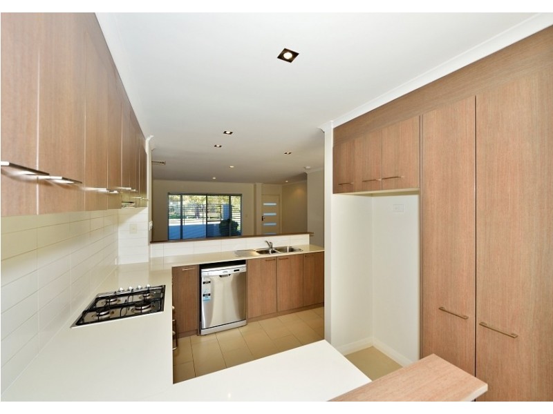 3/5 Bower Dr, Erskine WA 6210