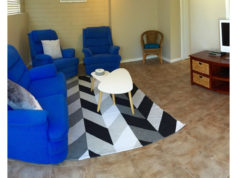 7/36A Halls Head Pde, Halls Head WA 6210