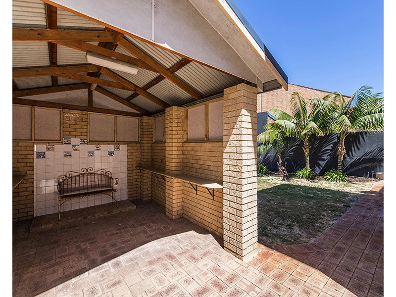 5B Adonis Rd, Silver Sands WA 6210