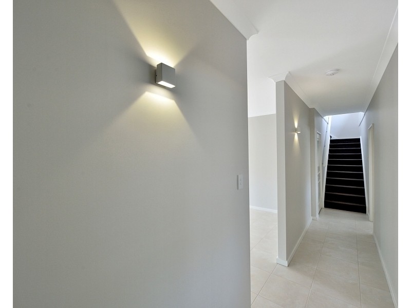 6B Janis Street, Halls Head WA 6210