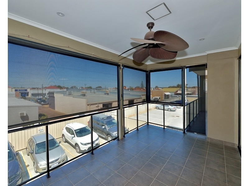 6/15 Davey St, Mandurah WA 6210