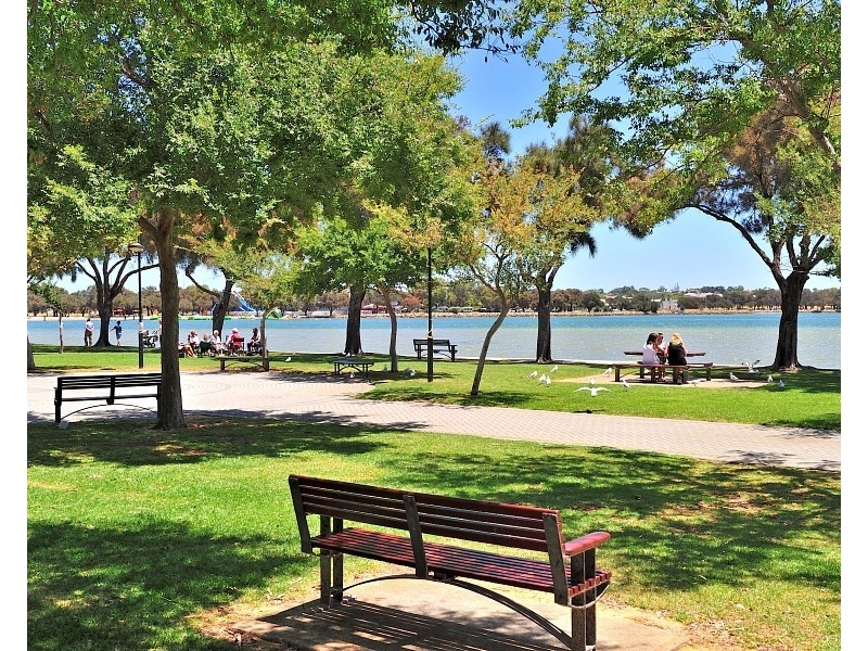 6/15 Davey St, Mandurah WA 6210