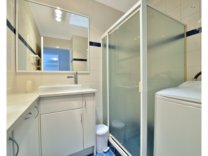 8/35B Halls Head Pde, Halls Head WA 6210