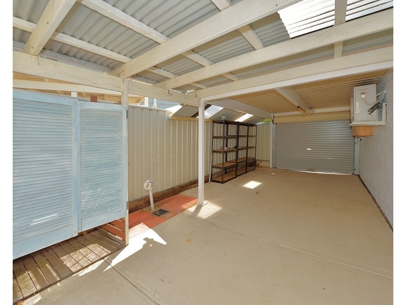 8/35B Halls Head Pde, Halls Head WA 6210