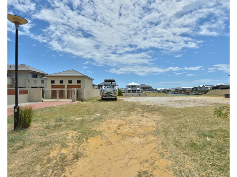 63 Erins Isle, Dudley Park WA 6210