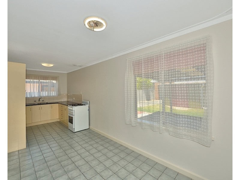 9 Stewart St, Mandurah WA 6210