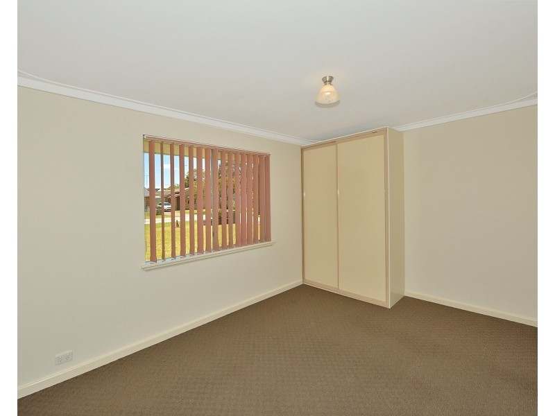 9 Stewart St, Mandurah WA 6210