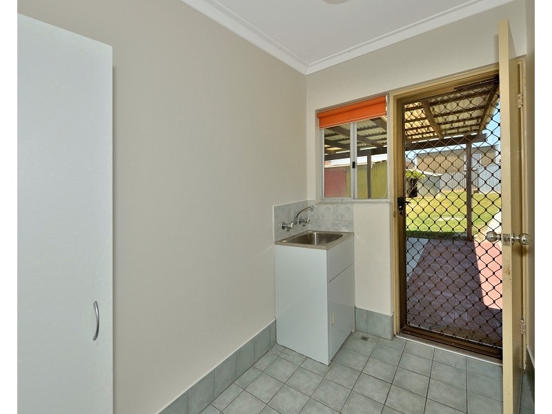 9 Stewart St, Mandurah WA 6210