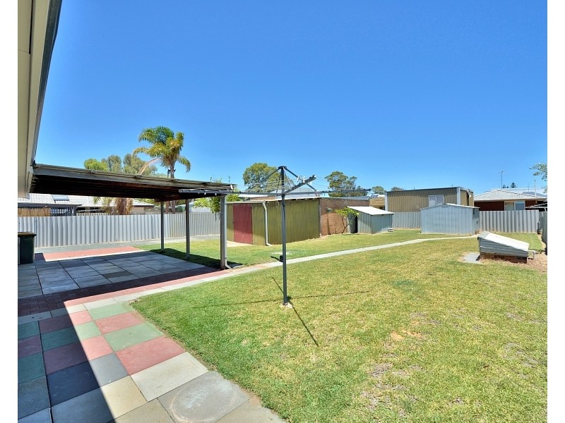 9 Stewart St, Mandurah WA 6210