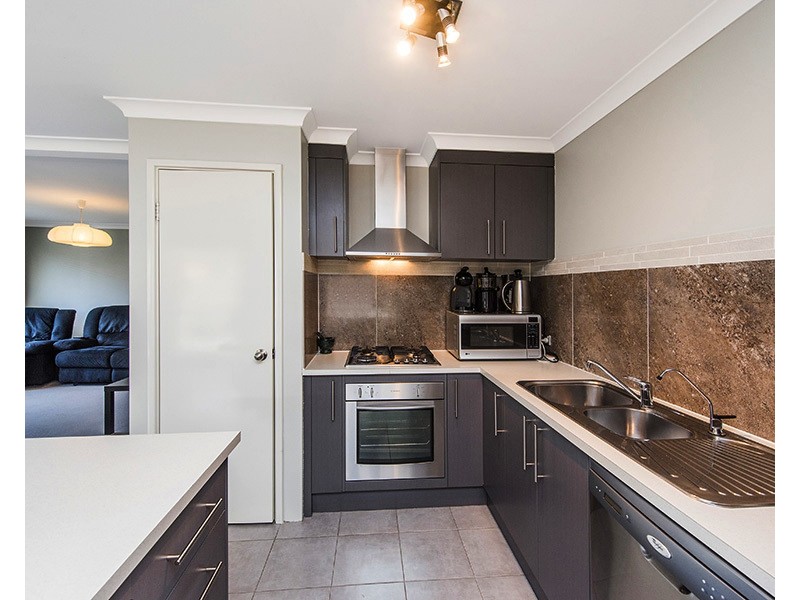 11 Waterview Way, Singleton WA 6175