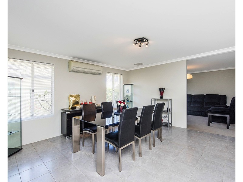 11 Waterview Way, Singleton WA 6175