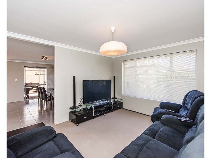 11 Waterview Way, Singleton WA 6175