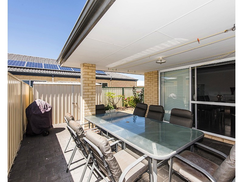 11 Waterview Way, Singleton WA 6175