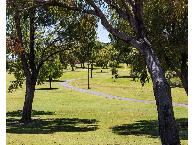 11 Waterview Way, Singleton WA 6175