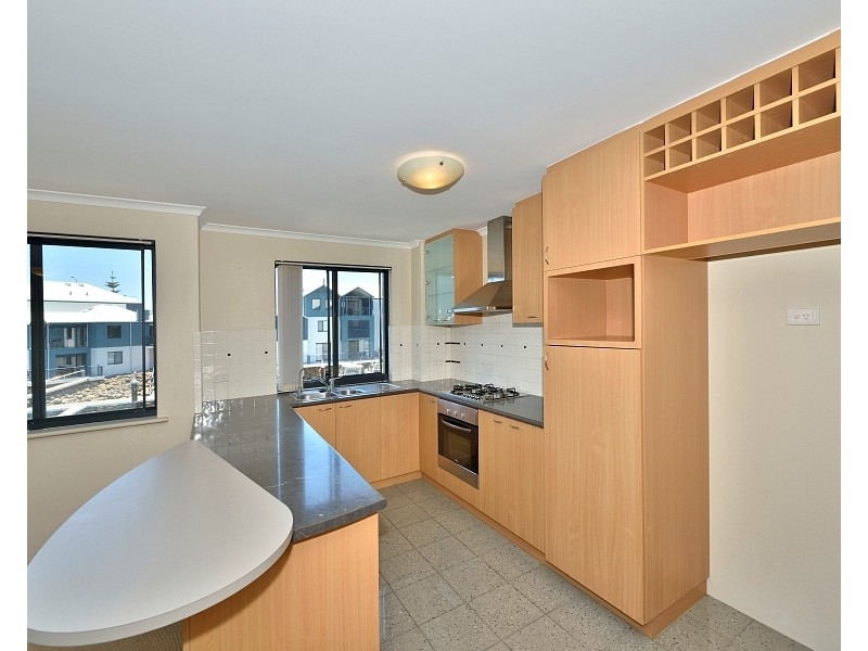 34/206 Mary St, Halls Head WA 6210