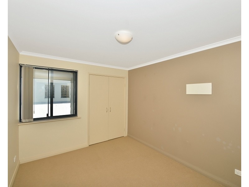 34/206 Mary St, Halls Head WA 6210