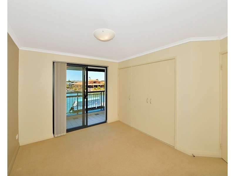 34/206 Mary St, Halls Head WA 6210