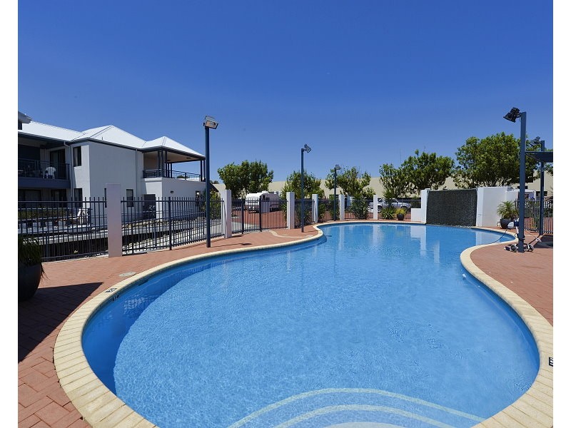 34/206 Mary St, Halls Head WA 6210