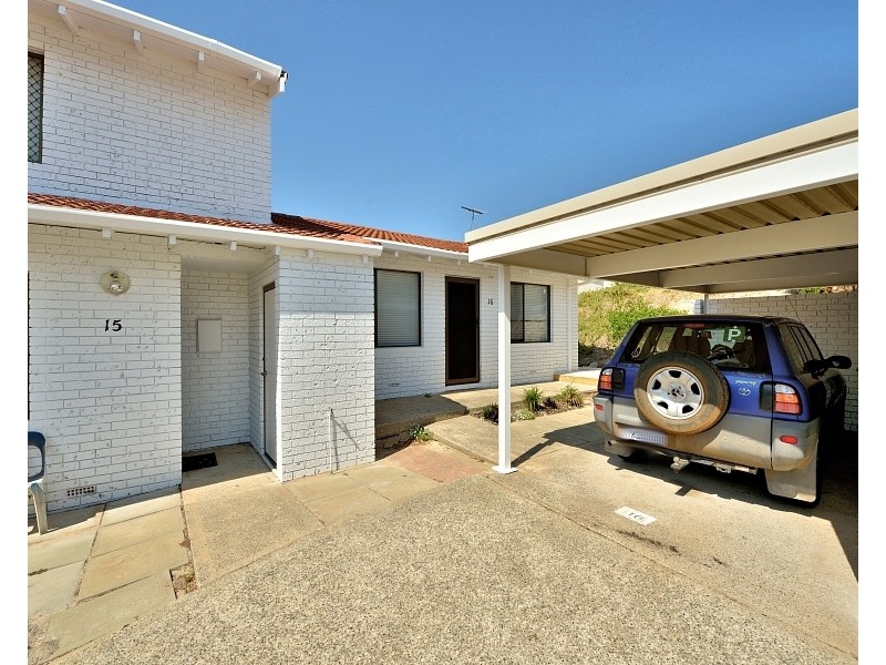 16/35B Halls Head Pde, Halls Head WA 6210