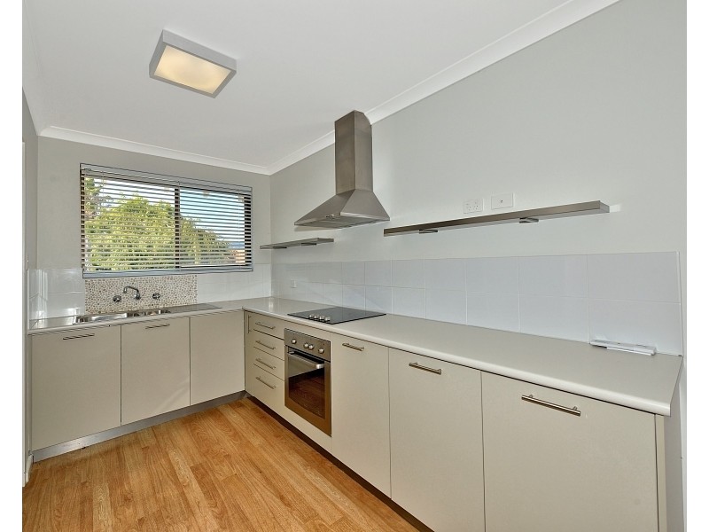 16/35B Halls Head Pde, Halls Head WA 6210