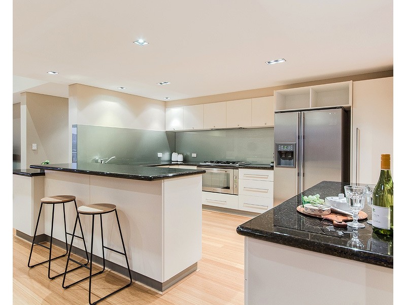 36A Spinnaker Quay, Mandurah WA 6210