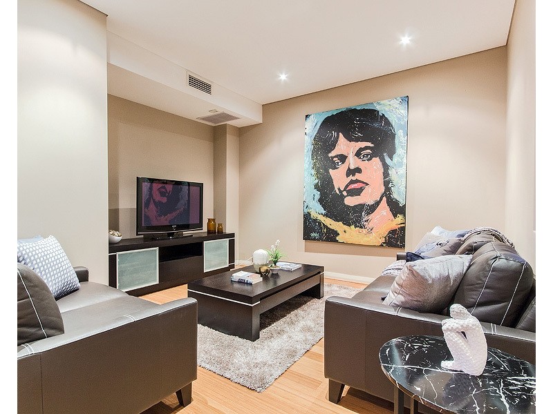 36A Spinnaker Quay, Mandurah WA 6210