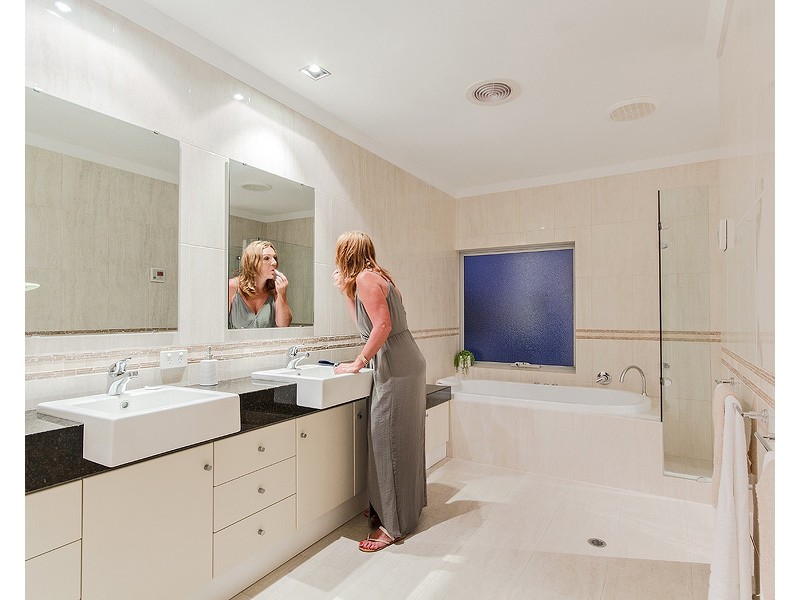 36A Spinnaker Quay, Mandurah WA 6210