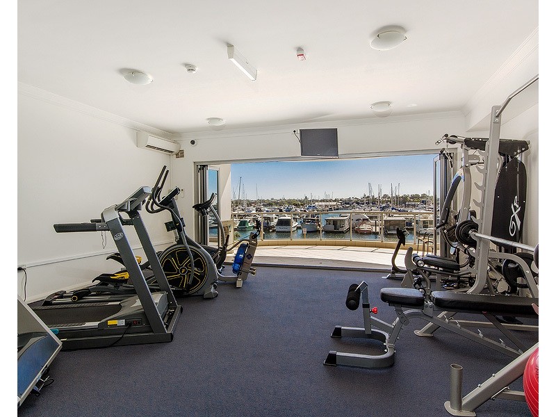 2/1 Breakwater Pde, Mandurah WA 6210