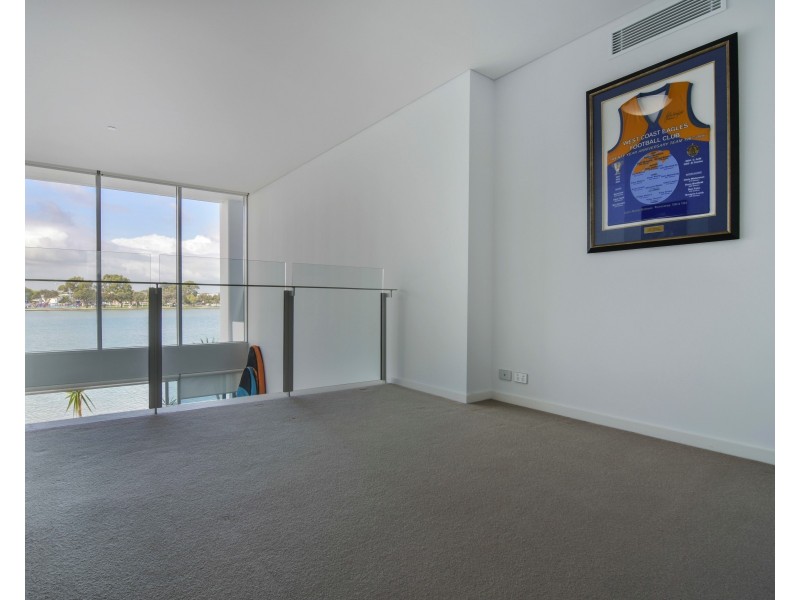 103/3 Marco Polo Dr, Mandurah WA 6210