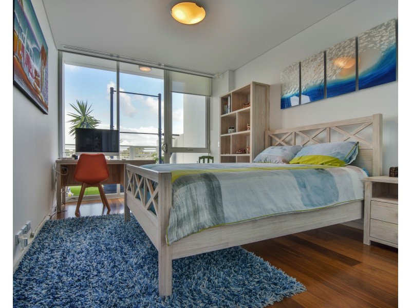 103/3 Marco Polo Dr, Mandurah WA 6210