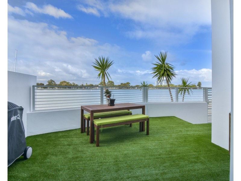 103/3 Marco Polo Dr, Mandurah WA 6210