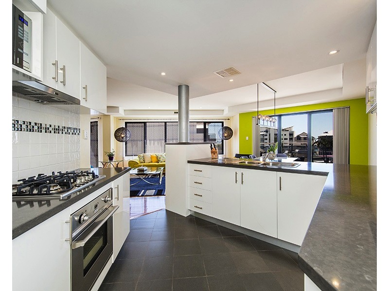 4/27 Treviso Mews, Mandurah WA 6210