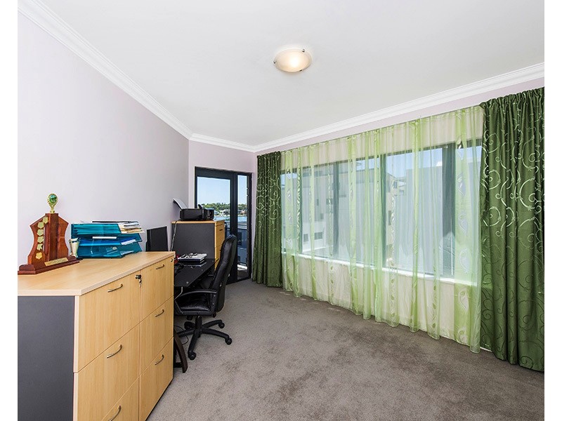 4/27 Treviso Mews, Mandurah WA 6210