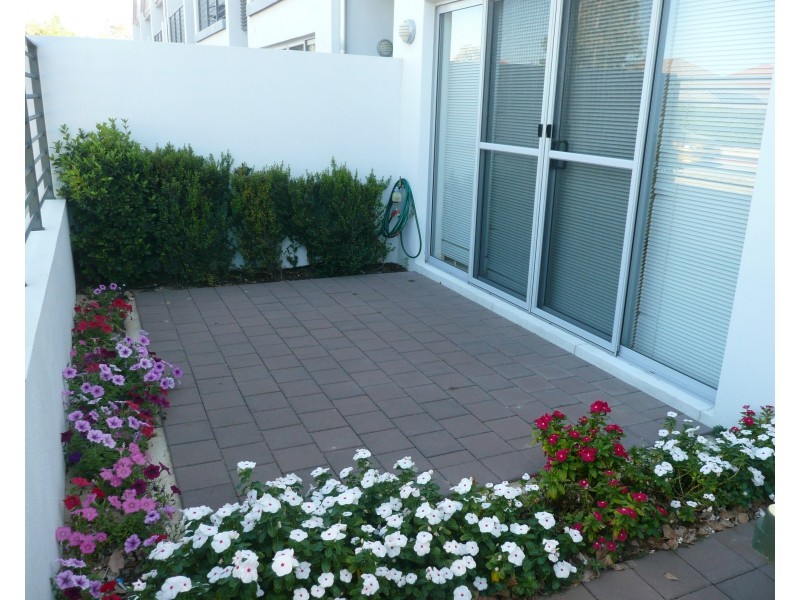 26/5 Bower Dr, Erskine WA 6210