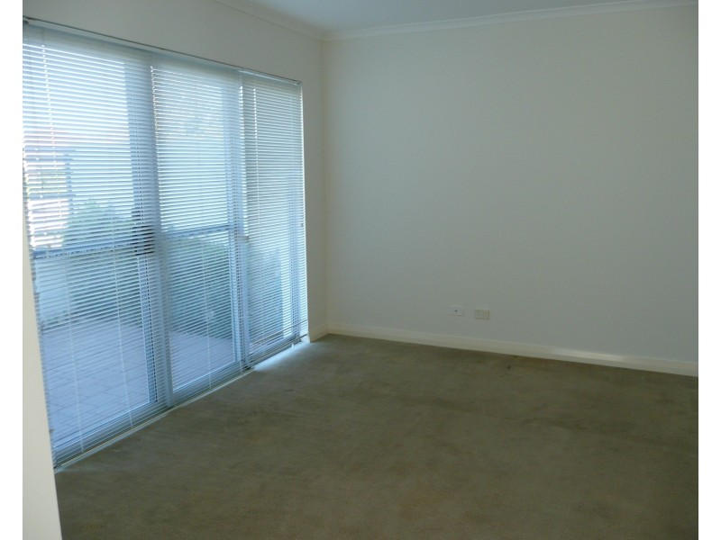 26/5 Bower Dr, Erskine WA 6210