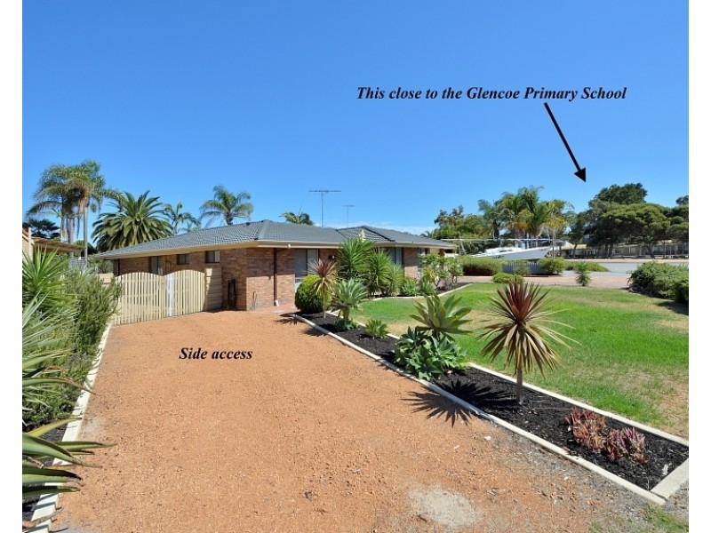 5 Balmoral Pde, Halls Head WA 6210
