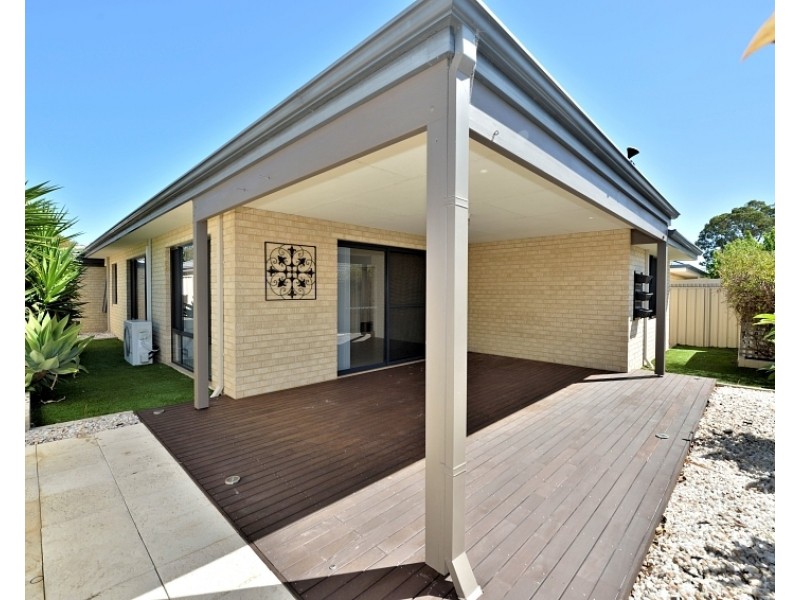 11 Menna Brce, Greenfields WA 6210