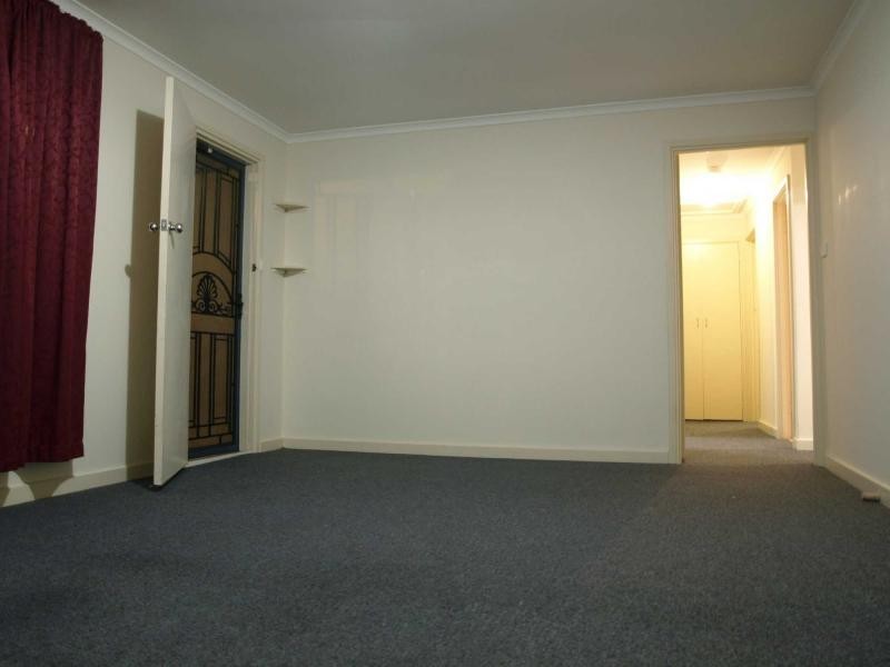 5 Paul Court, Christie Downs SA 5164