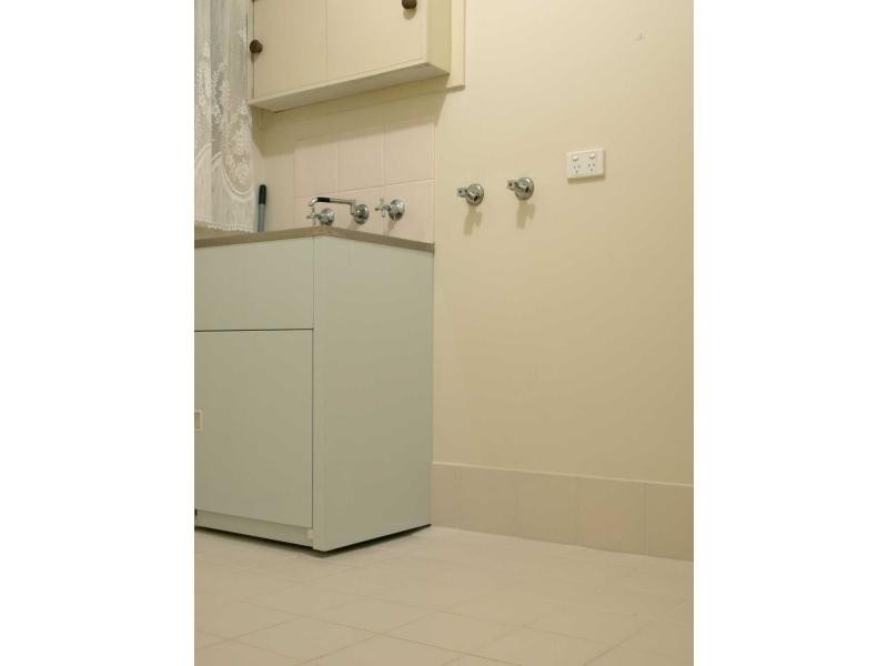 5 Paul Court, Christie Downs SA 5164