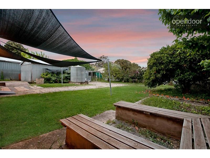 28 Ray Avenue, Morphett Vale SA 5162
