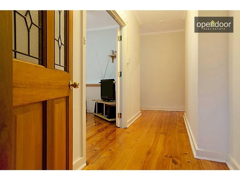 28 Ray Avenue, Morphett Vale SA 5162