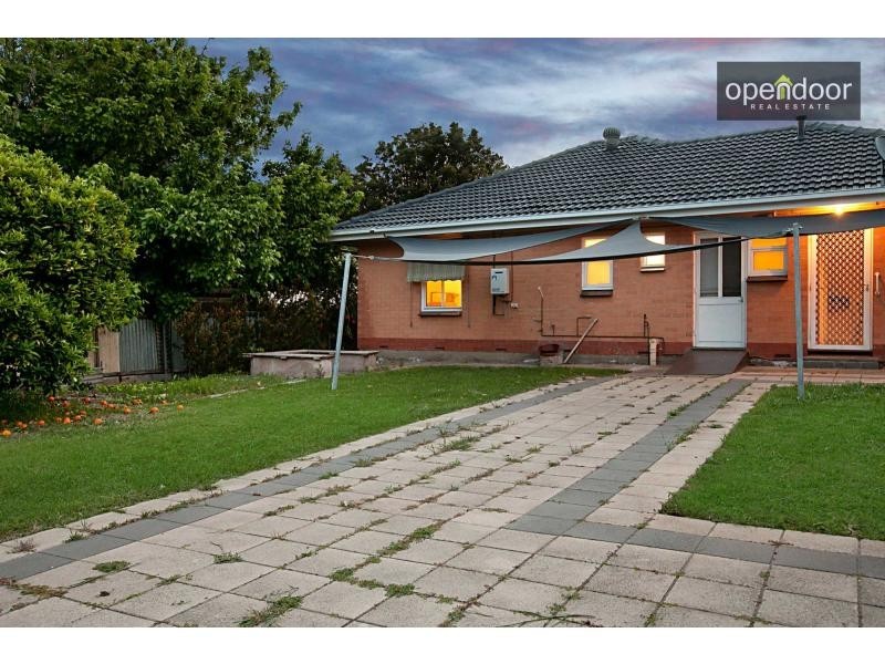 28 Ray Avenue, Morphett Vale SA 5162