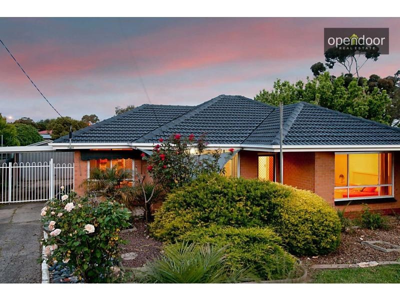 28 Ray Avenue, Morphett Vale SA 5162