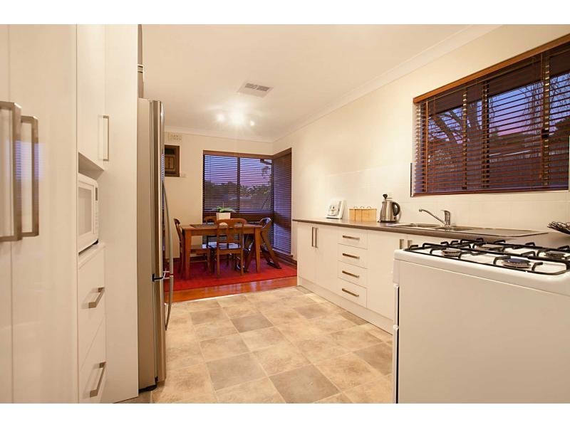 6 Laima Court, Hackham SA 5163