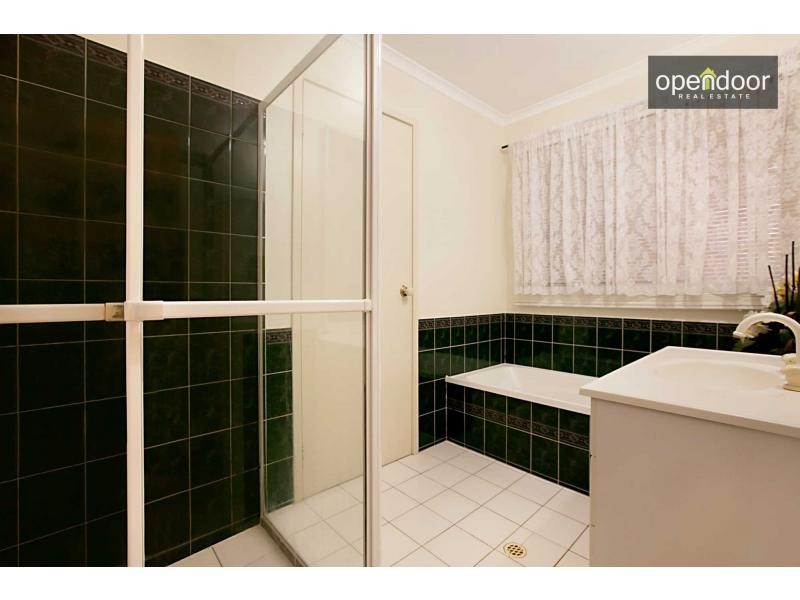 10 Berenwode Circuit, Morphett Vale SA 5162