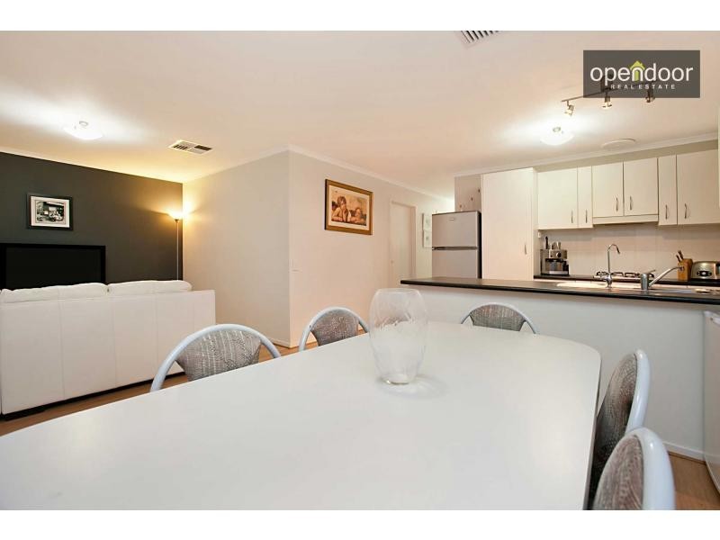 10 Berenwode Circuit, Morphett Vale SA 5162