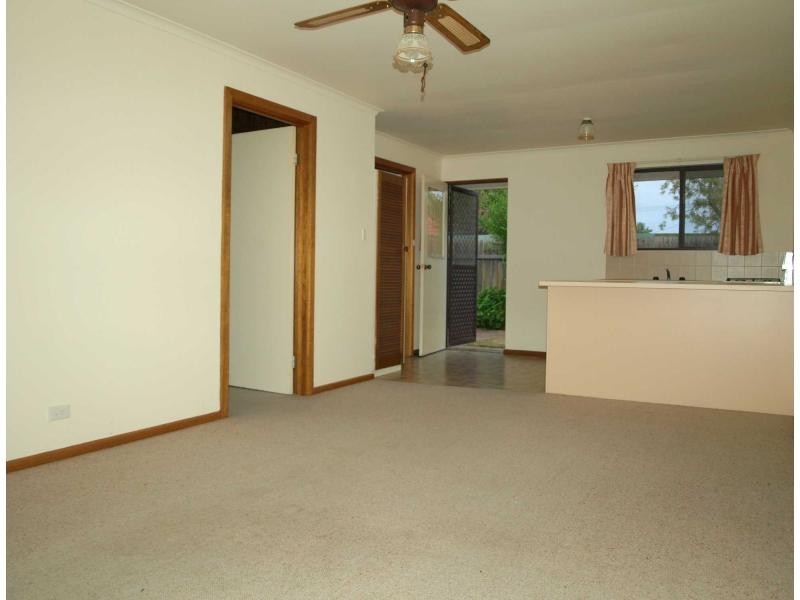 8/255 Main South Road, Hackham West SA 5163